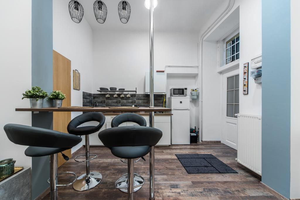 Anker Palace Apartment Budapest Bagian luar foto